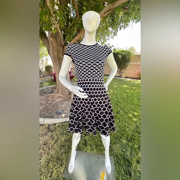 jessica simpson knit dress Jessica Simpson Maternity Gray Ribbed Knit Dress Size Small